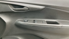 Vauxhall Viva 1.0 SE 5dr [A/C] Petrol Hatchback